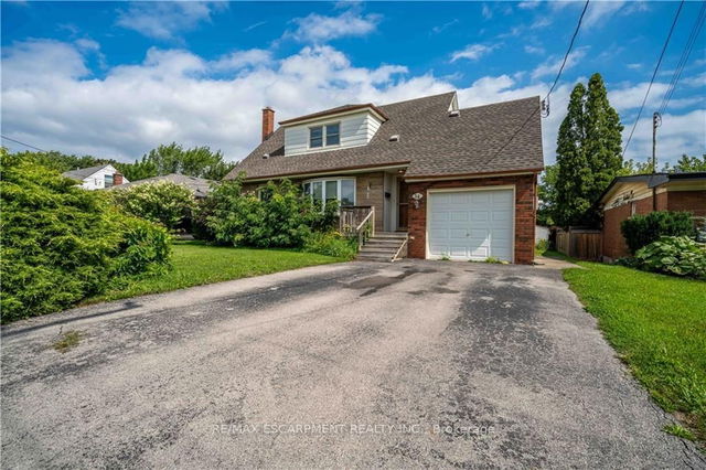 54 Randall Avenue