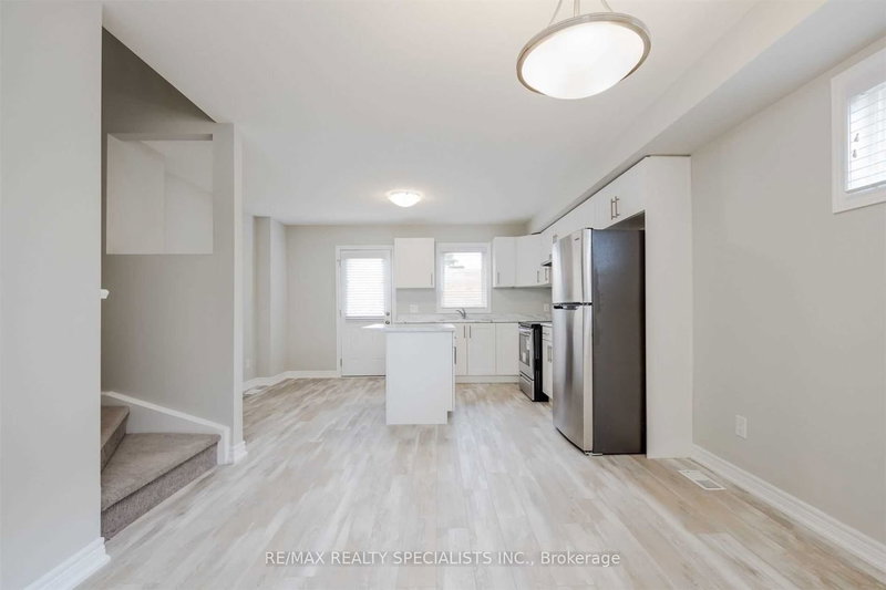 72 - 7768 Ascot Circ, Niagara Falls, L2H 3P9 | Image 3