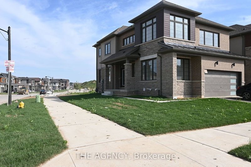 1 Bee Cres, Brantford, N3T 0V7 | Image 3