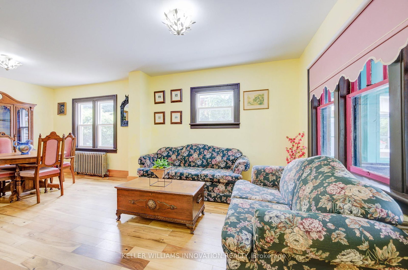 Listing Image 7