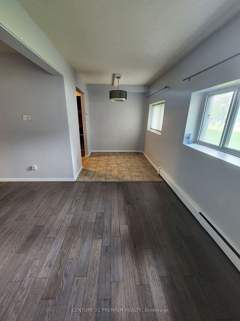 90 - 283 Fairway Rd N, Kitchener, N2A 2P1 | Image 2