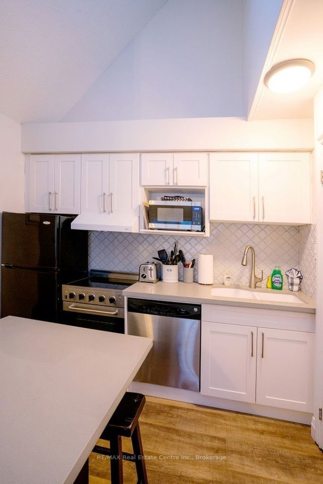 216 - 796468 Grey 19 Road