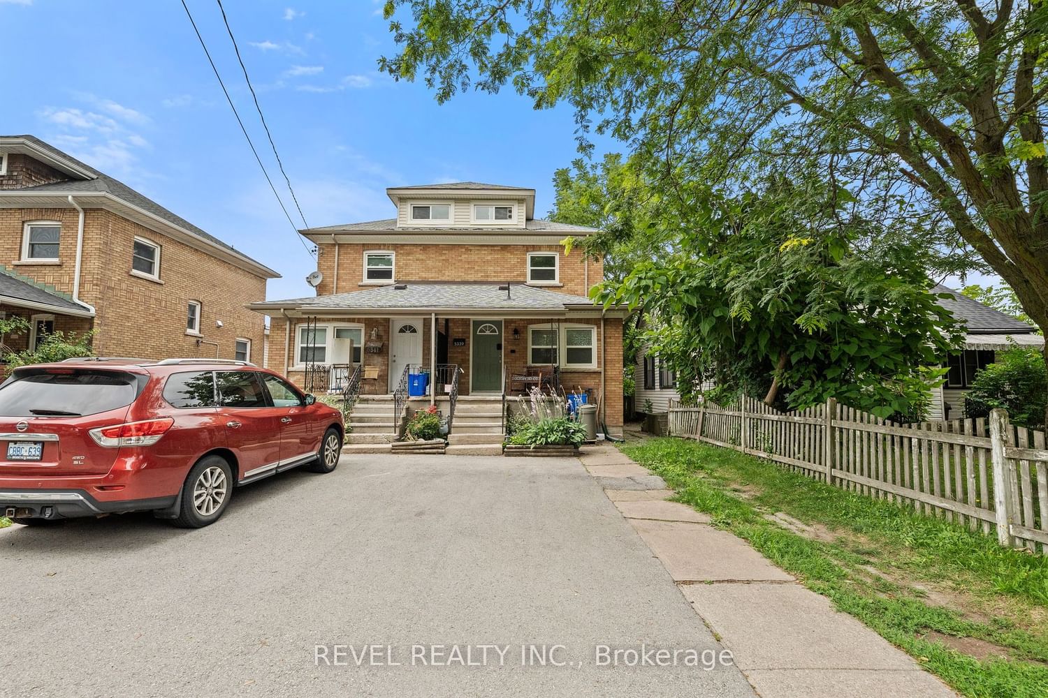 Listing Image 3
