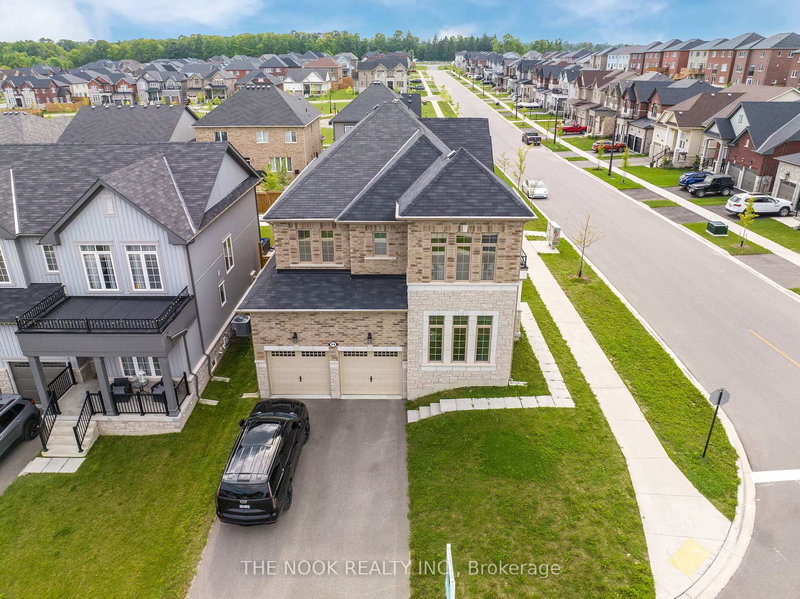 44 Bromont Dr, Cavan Monaghan, L0A 1G0 | Image 2