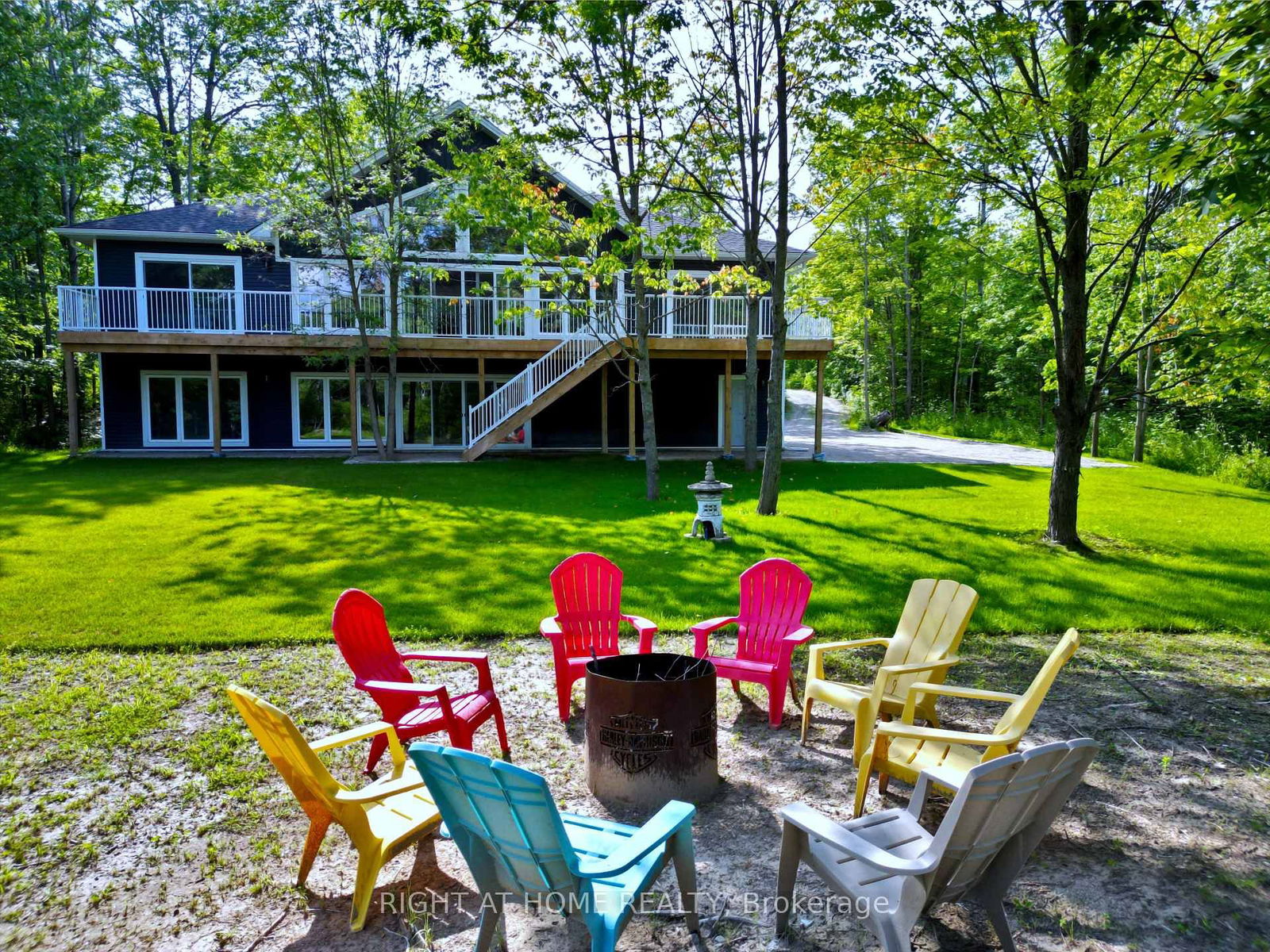 Detached House sold at 187 Lakeview Drive, Georgian Bay, Baxter, L0K 1S0 - MLS: X6748618