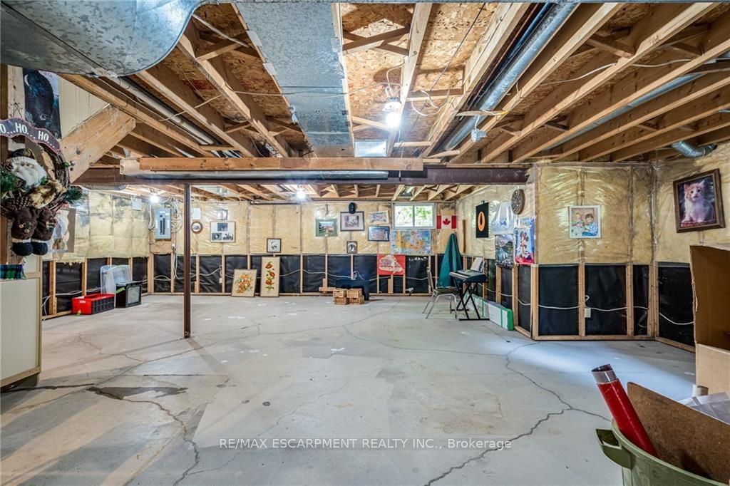 Listing Image 35