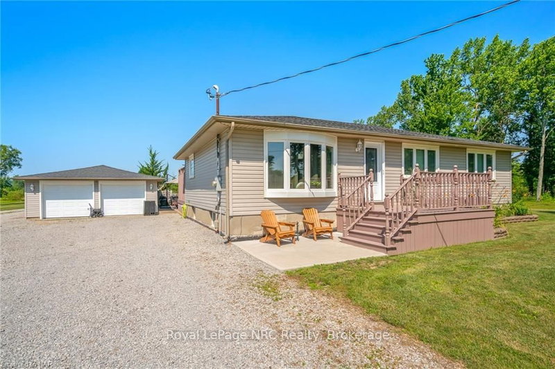 566 Holloway Bay Rd, Port Colborne, L0S 1R0 | Image 2