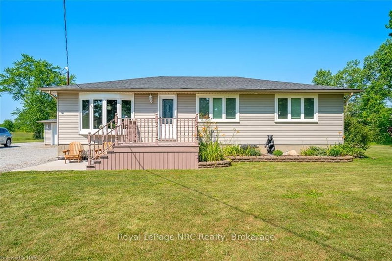 566 Holloway Bay Rd, Port Colborne, L0S 1R0 | Image 3