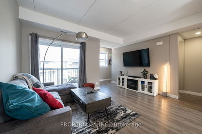 Unit D9 — 439 Athlone Ave, Woodstock -  image-0-4