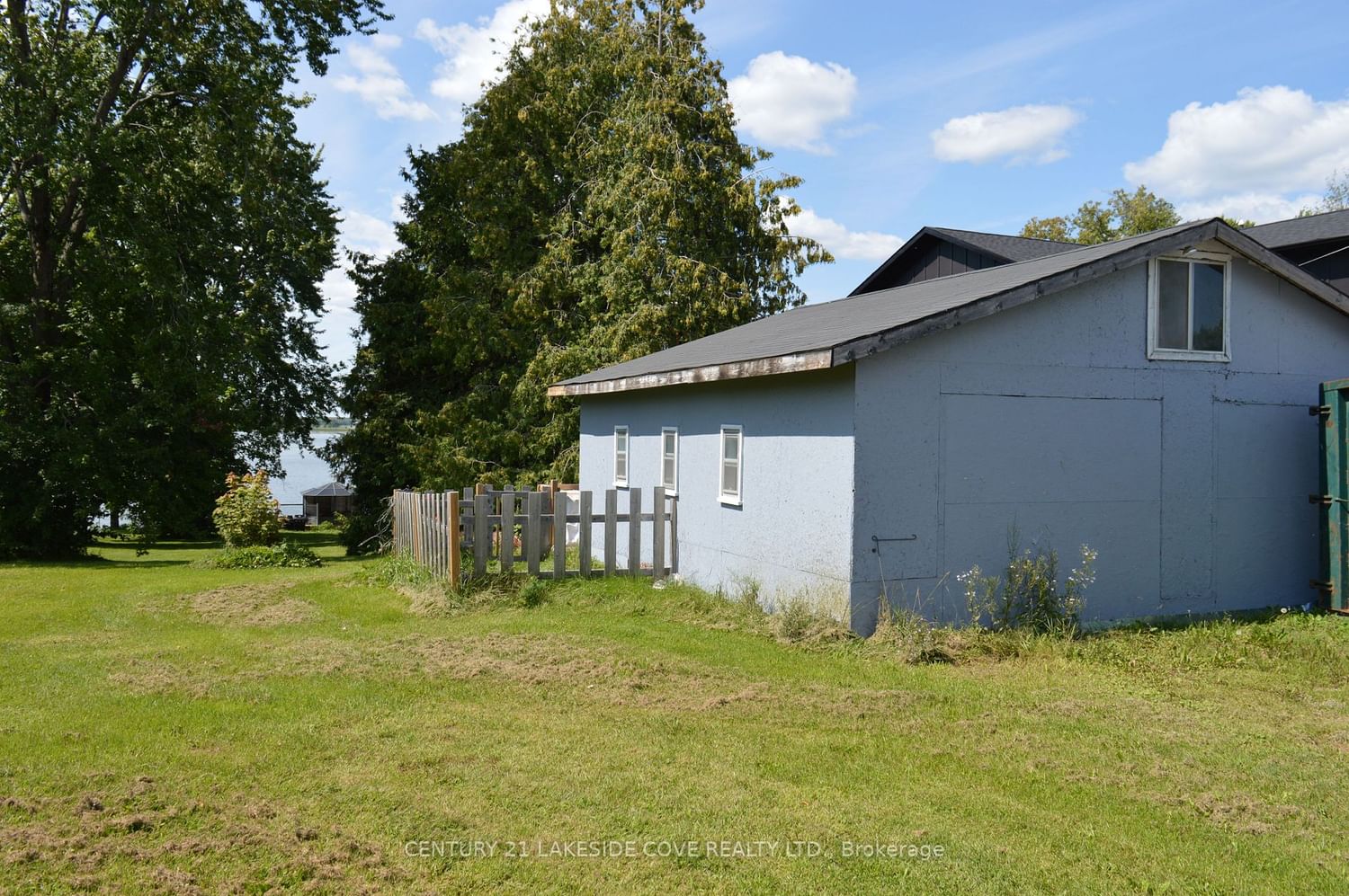 Listing Image 8
