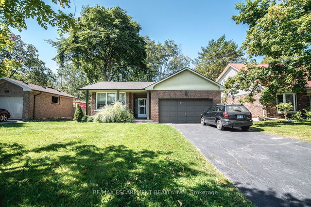 15 Dixon Drive
