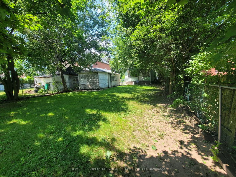 4550 Homewood Ave, Niagara Falls, L2E 4X8 | Image 2