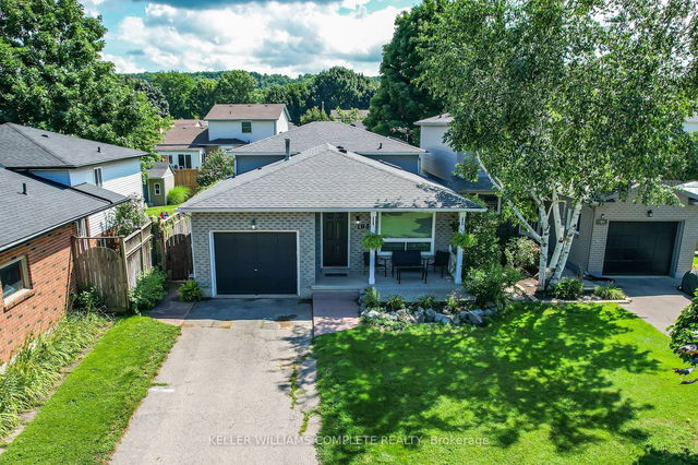 104 Sandra Crescent