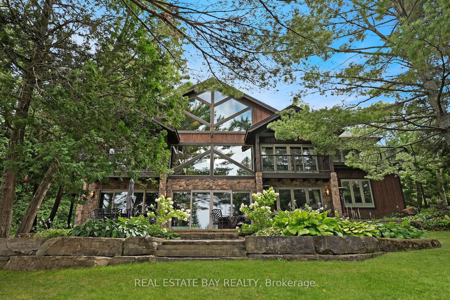 Listing Image 0