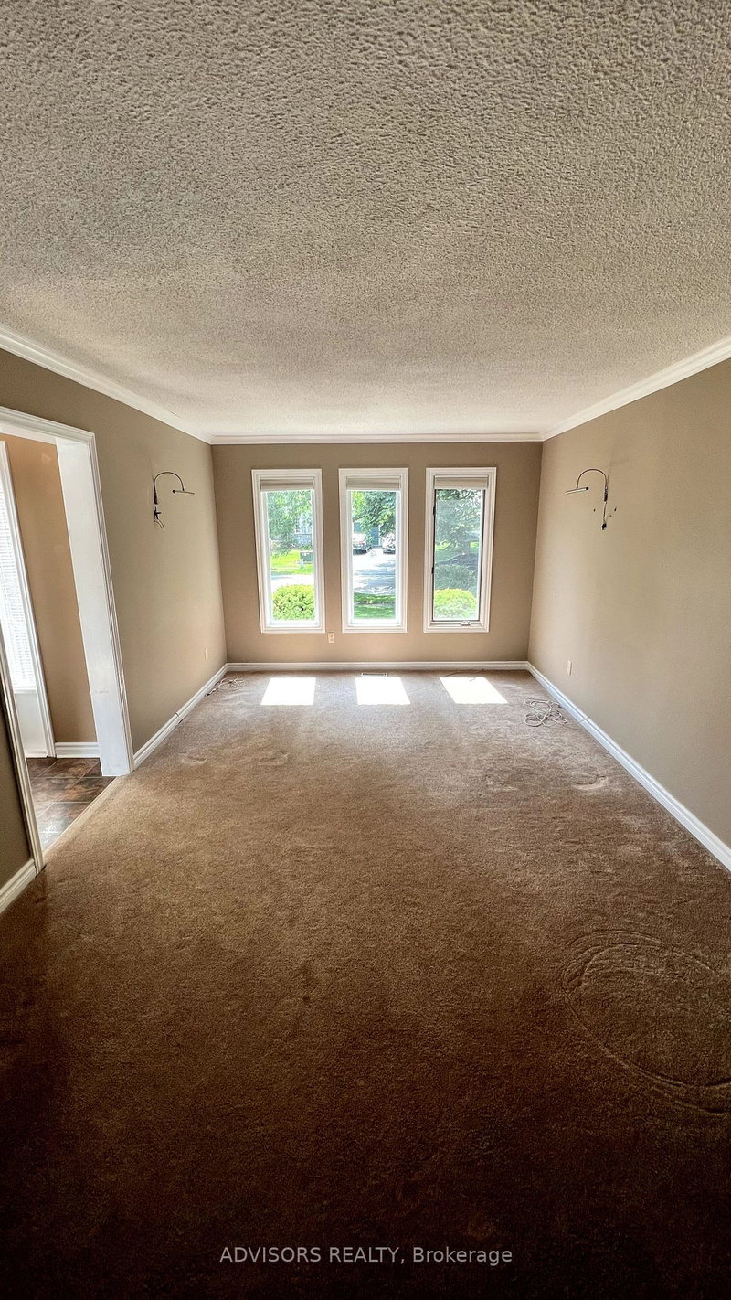 8 Yeoman Dr, Brantford, N3R 7S8 | Image 3