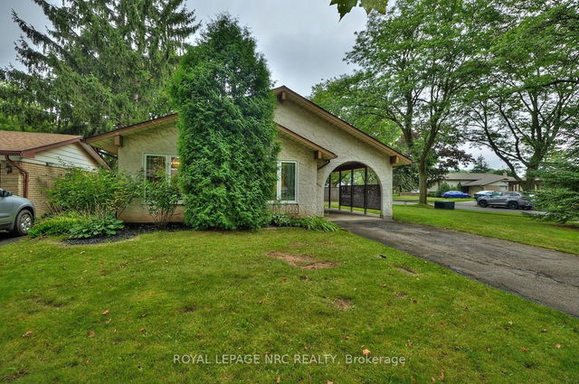 4484 Meadowvale Drive