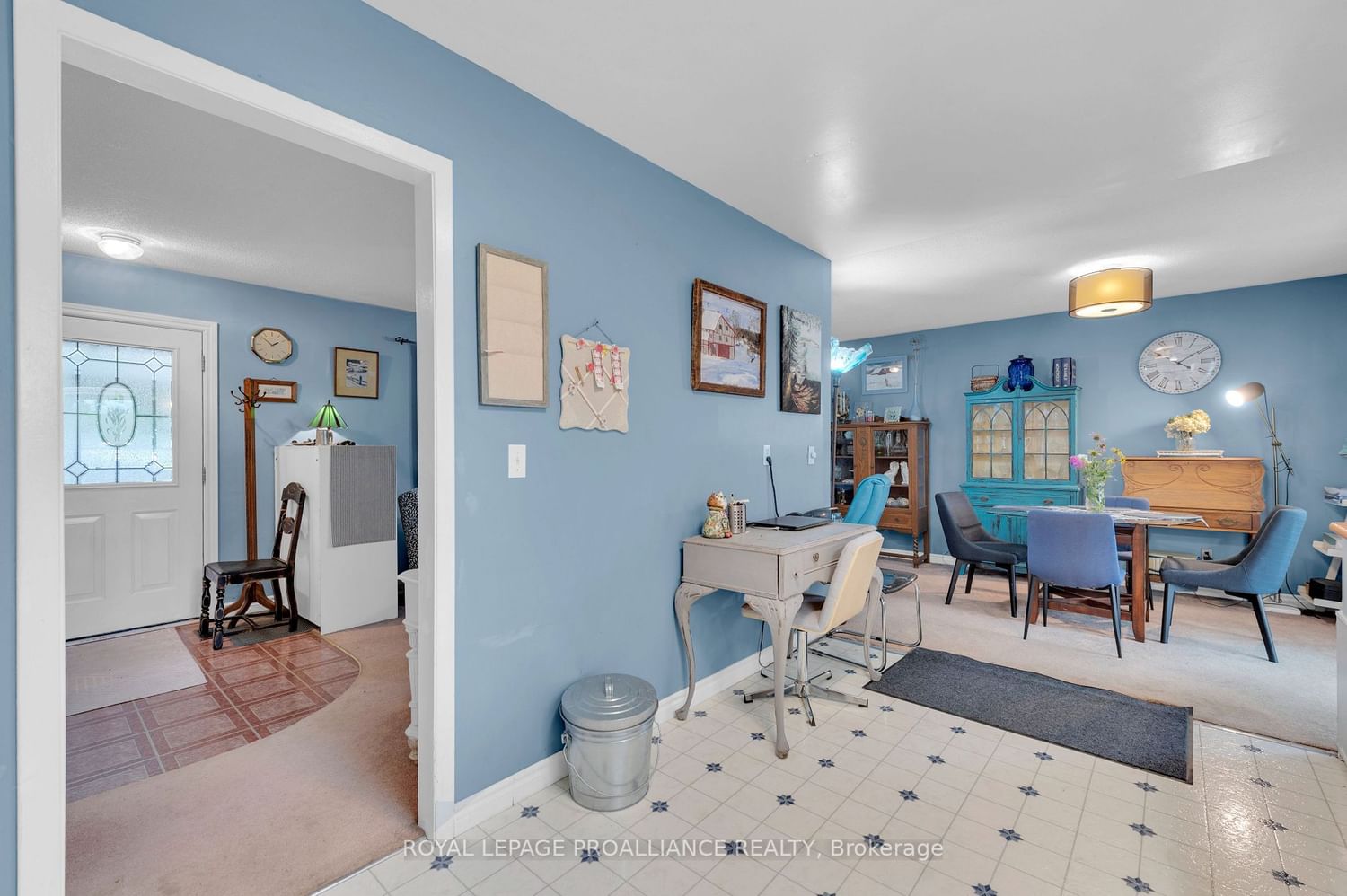 Listing Image 14