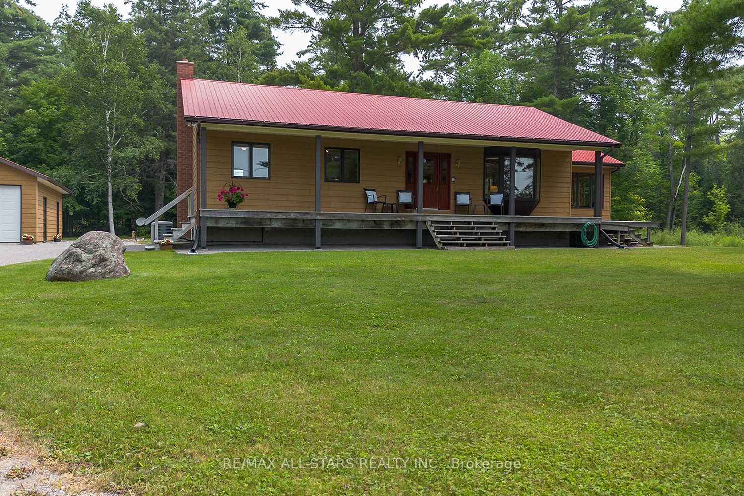 Listing Image 3