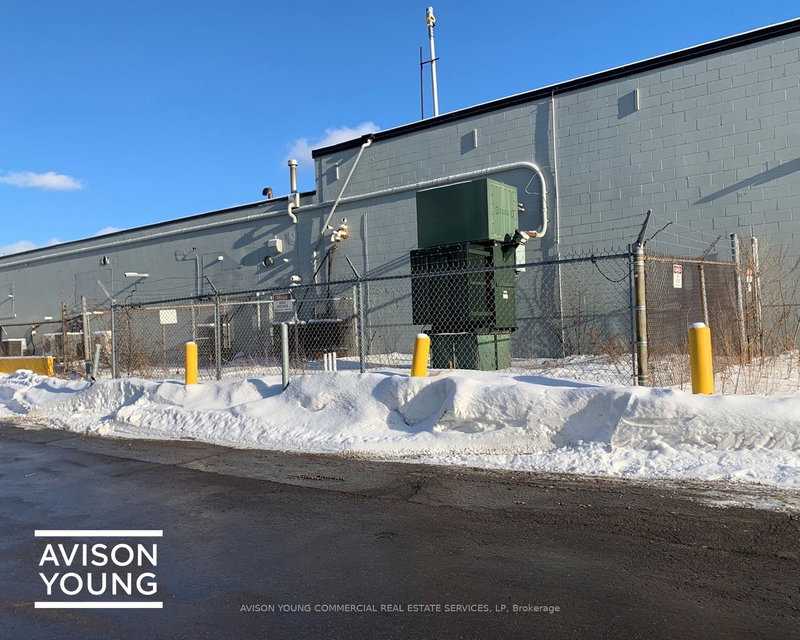 325 Stirling Ave S, Kitchener, N2M 3H6 | Image 3