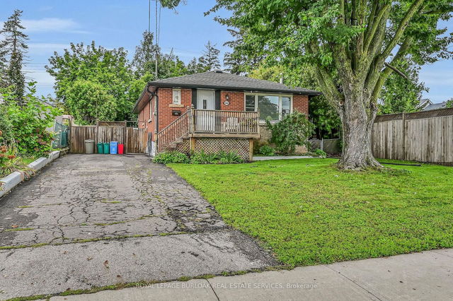480 Rosseau Road