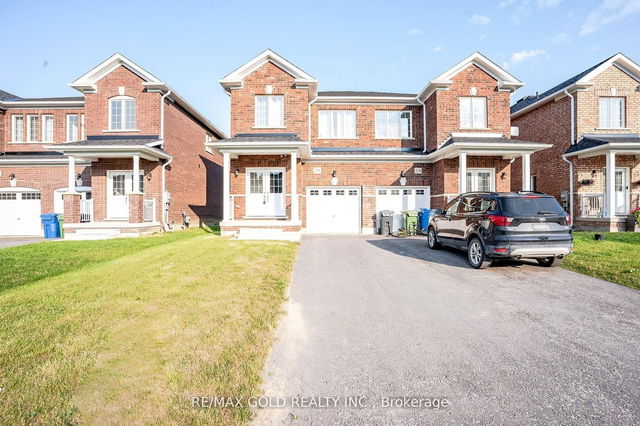 220 Ridley Crescent