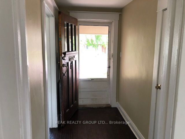 32 Almond Street