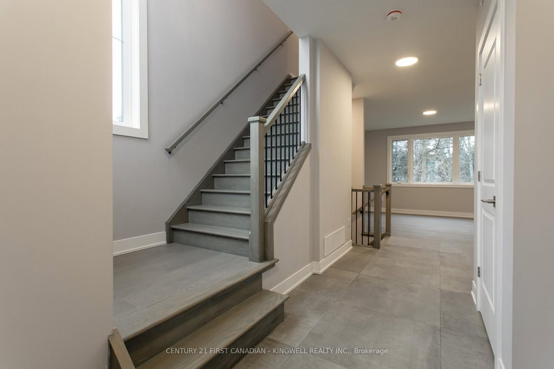 16 - 297 Whiting St, Ingersoll, N5C 2W5 | Image 3