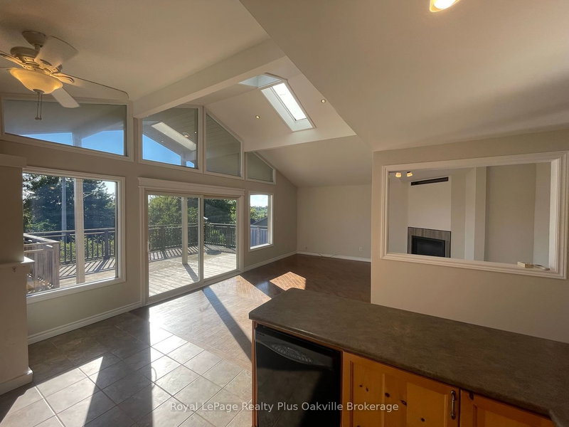 Upper - 62 Crozier St, East Luther Grand Valley, L0N 1G0 | Image 2