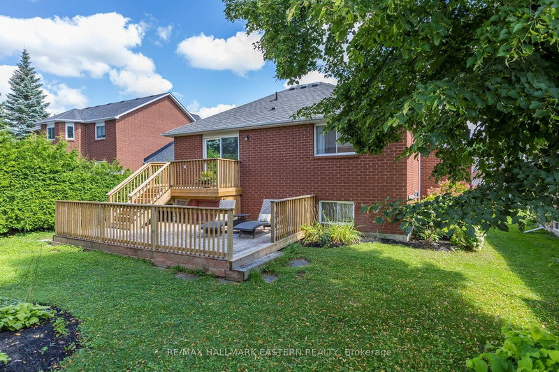 1455 Glenforest Cres, Peterborough, K9K 2J2 | Image 3