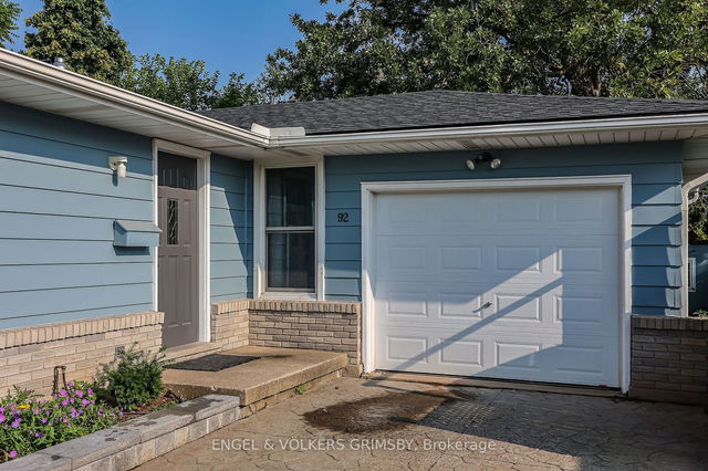 92 Lakeside Drive
