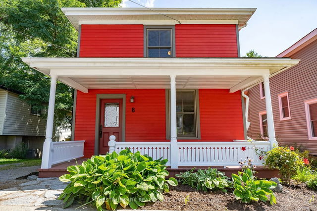 8 Burns Avenue