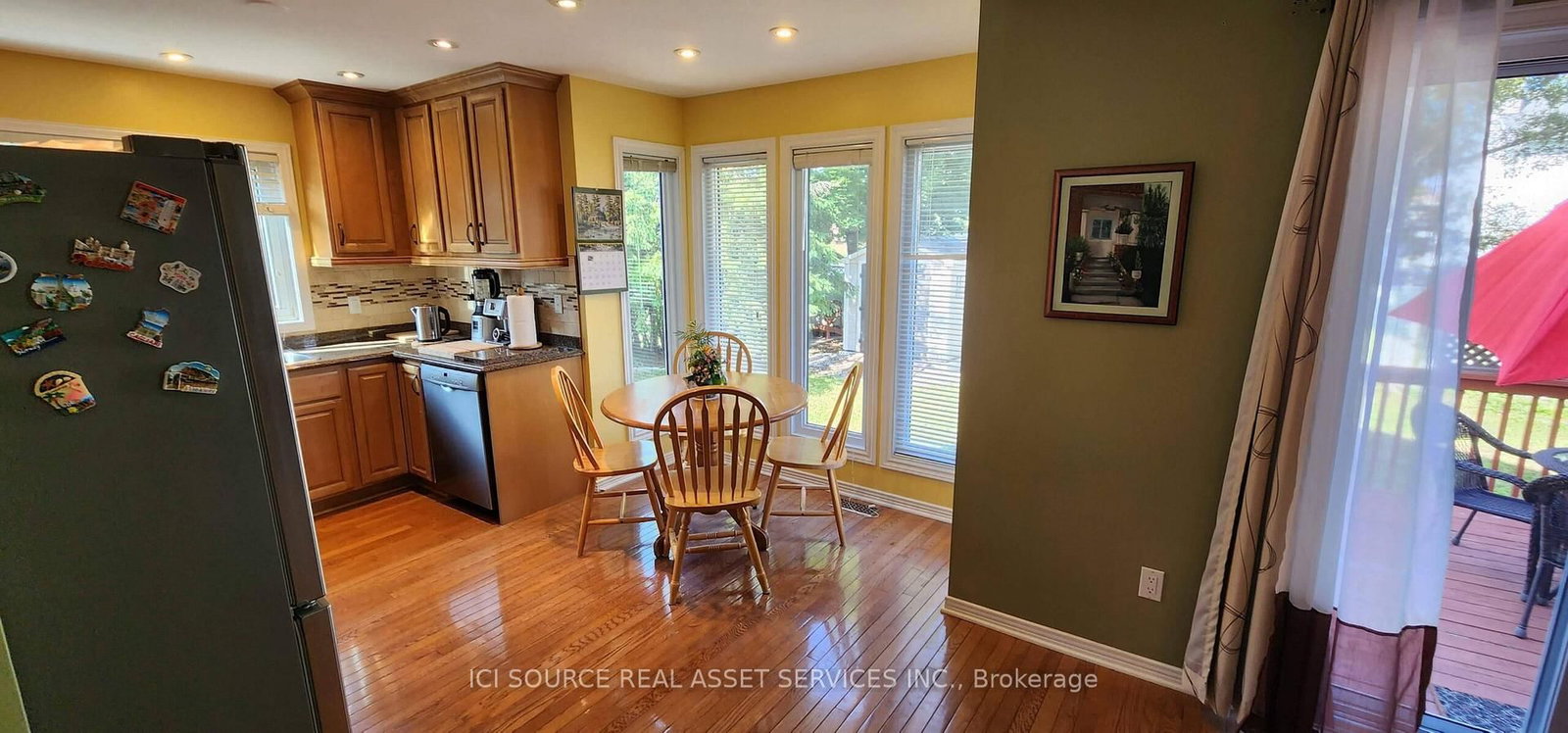 Listing Image 7