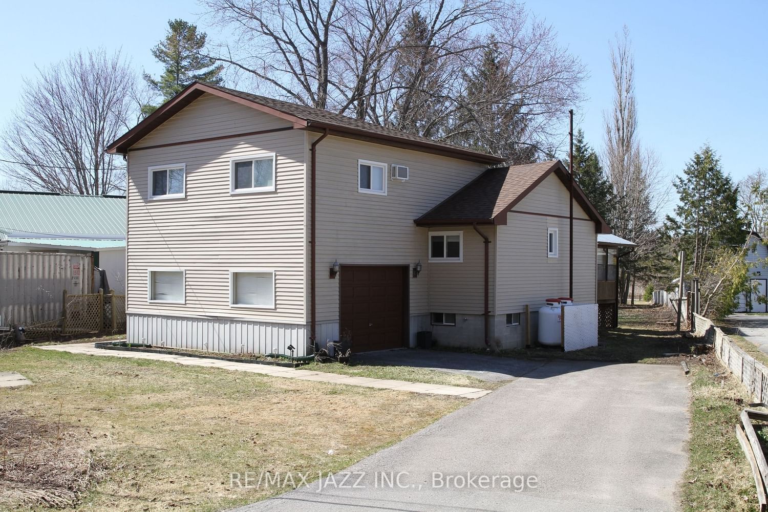 Detached House sold at 31 Driftwood Shores Road, Kawartha Lakes, Rural Eldon, K0M 2B0 - MLS: X6783576