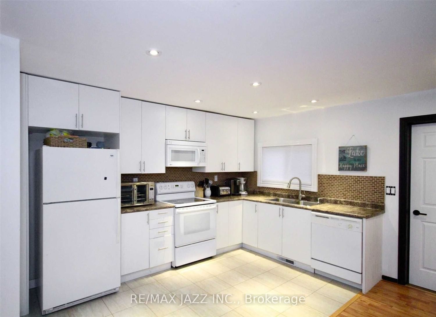 Detached House sold at 31 Driftwood Shores Road, Kawartha Lakes, Rural Eldon, K0M 2B0 - MLS: X6783576