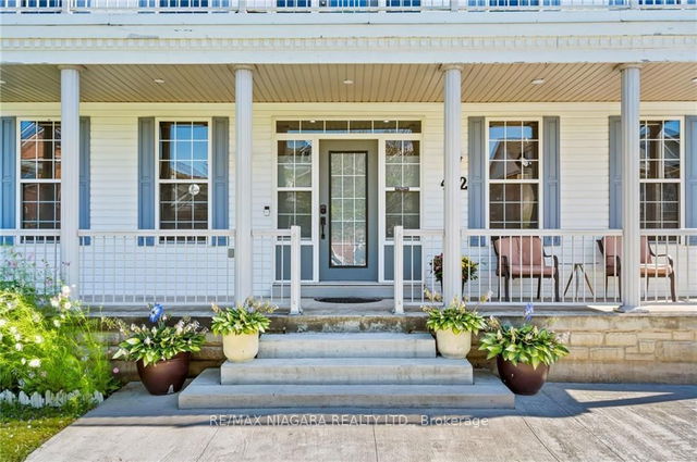 412 WRIGHT Crescent