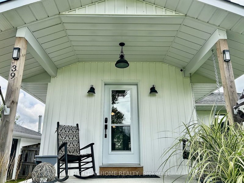 39 Macpherson Cres, Kawartha Lakes, K0M 2B0 | Image 3