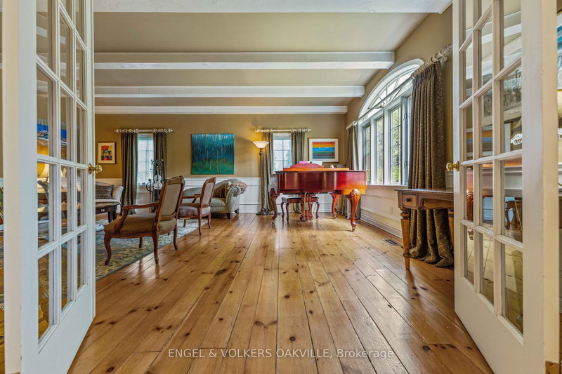 12 Centre St, Niagara-on-the-Lake, L0S 1J0 | Image 3