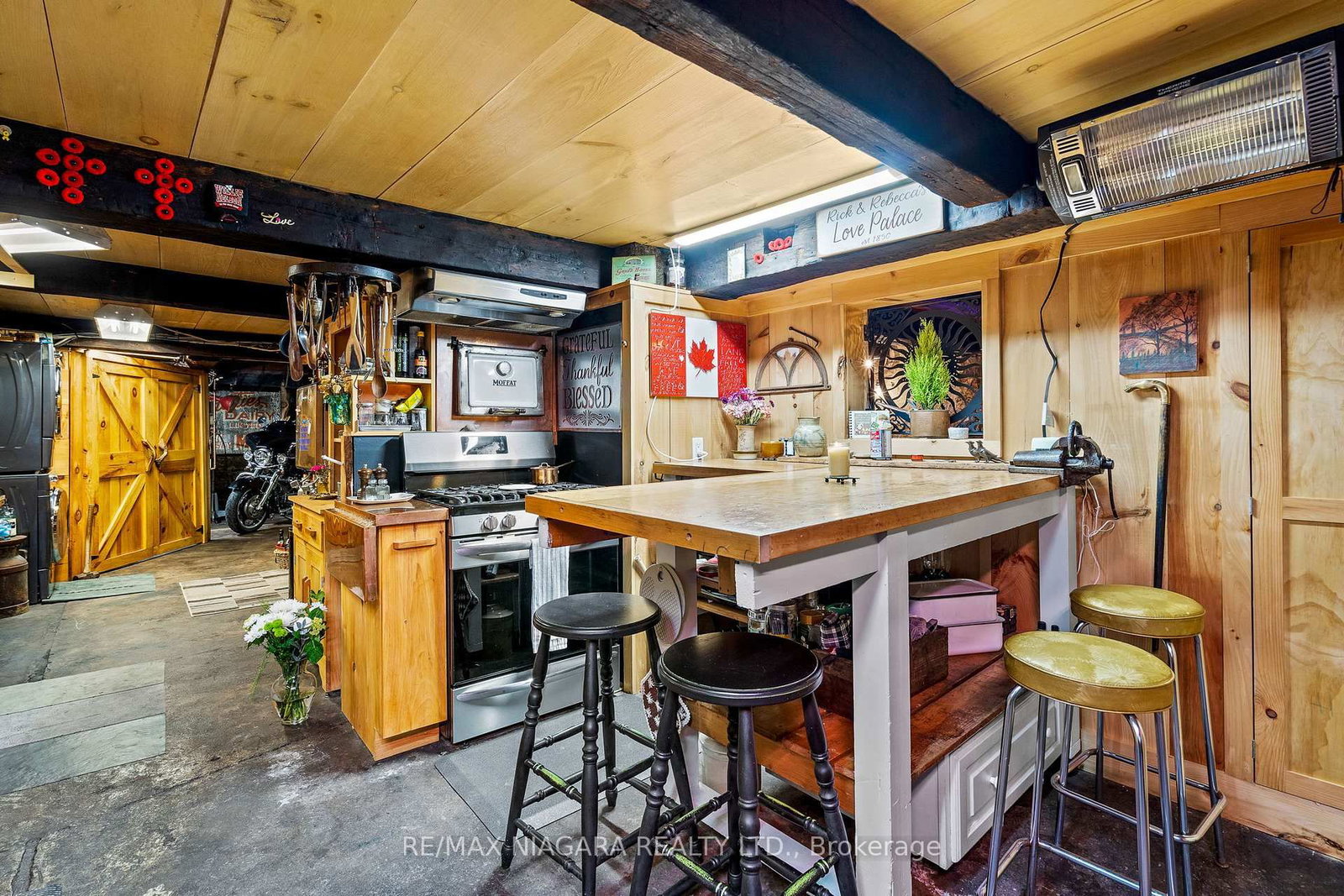 Listing Image 13