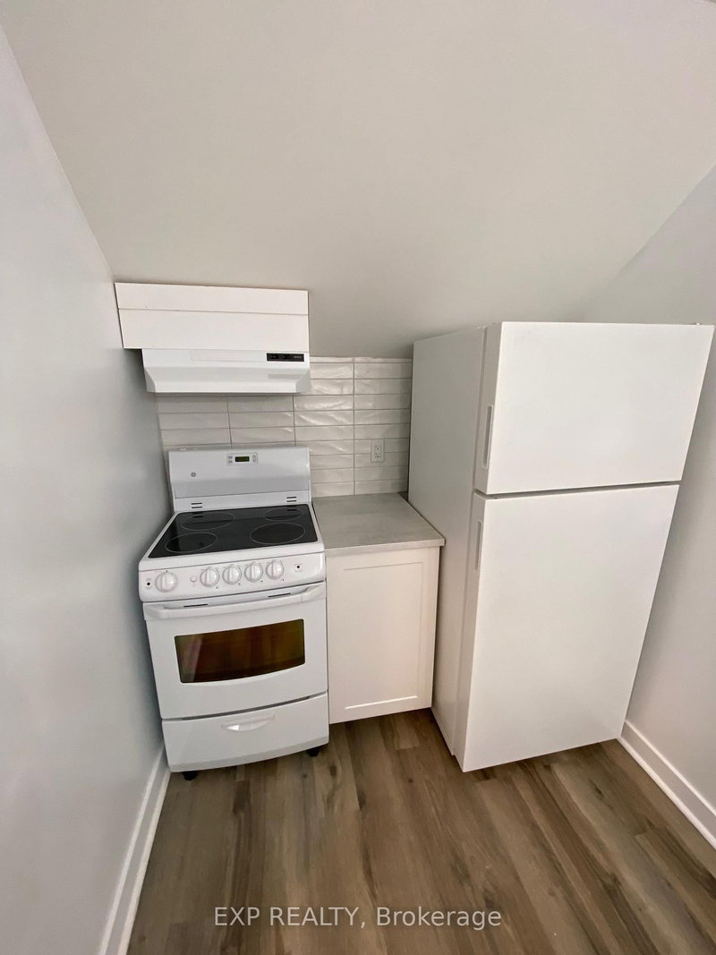 106 Chestnut St, Port Colborne, L3K 1R6 | Image 3