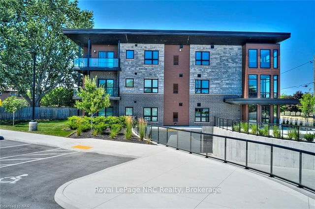 304 - 212 LAKEPORT Road