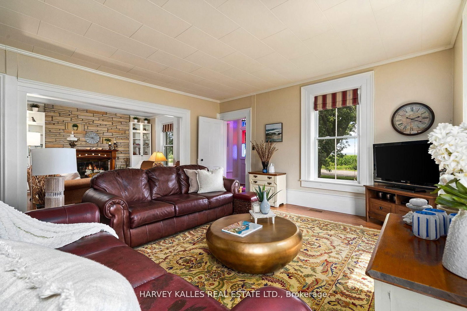Listing Image 3