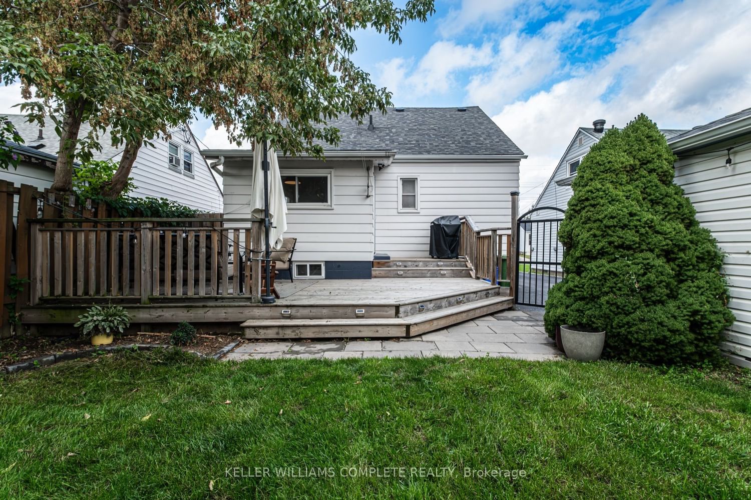 Listing Image 7