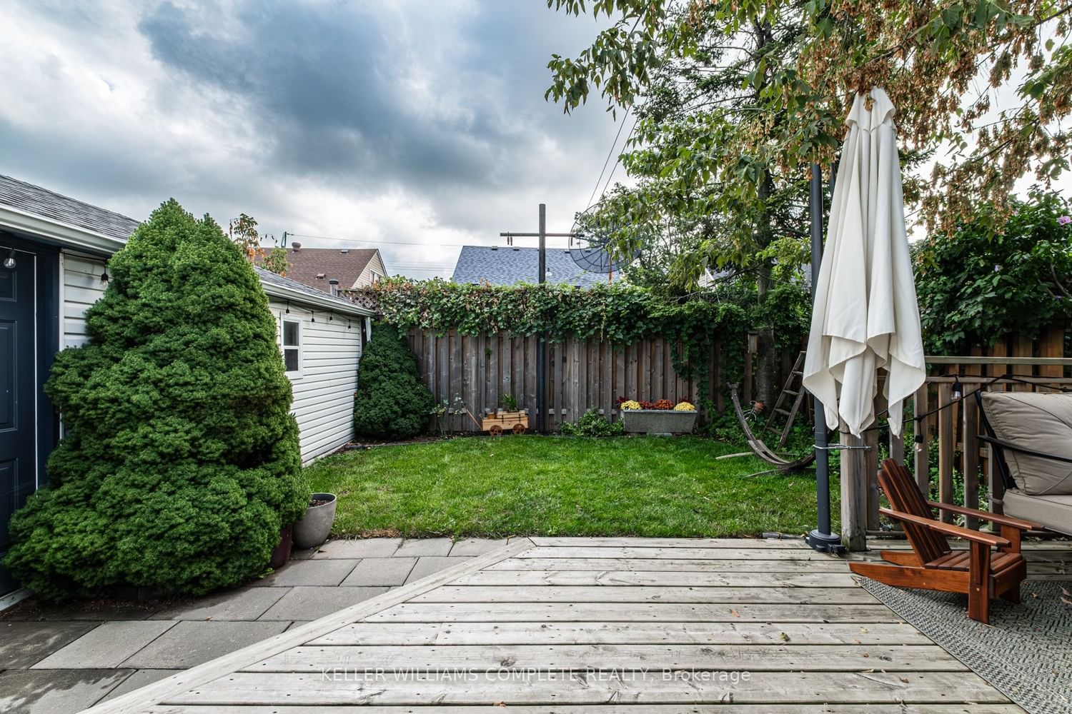 Listing Image 8