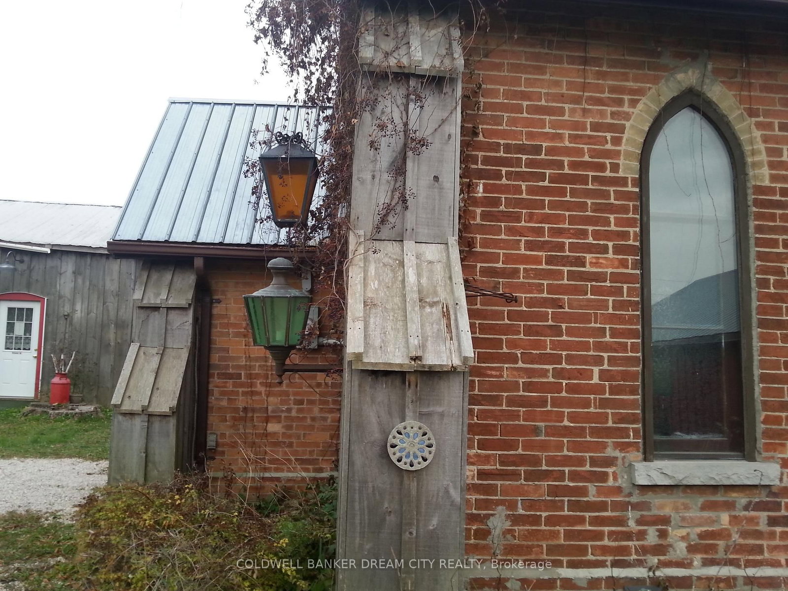 Listing Image 7