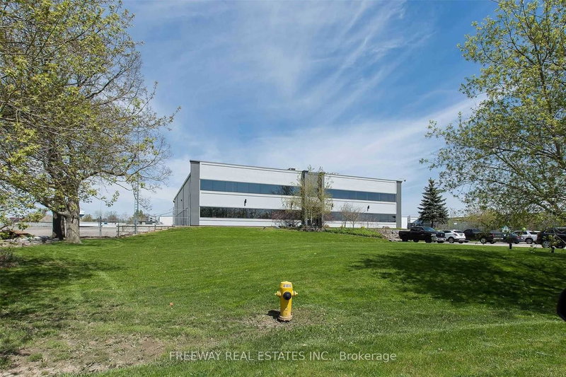 35 Sharp Rd, Brantford, N3T 5L8 | Image 2