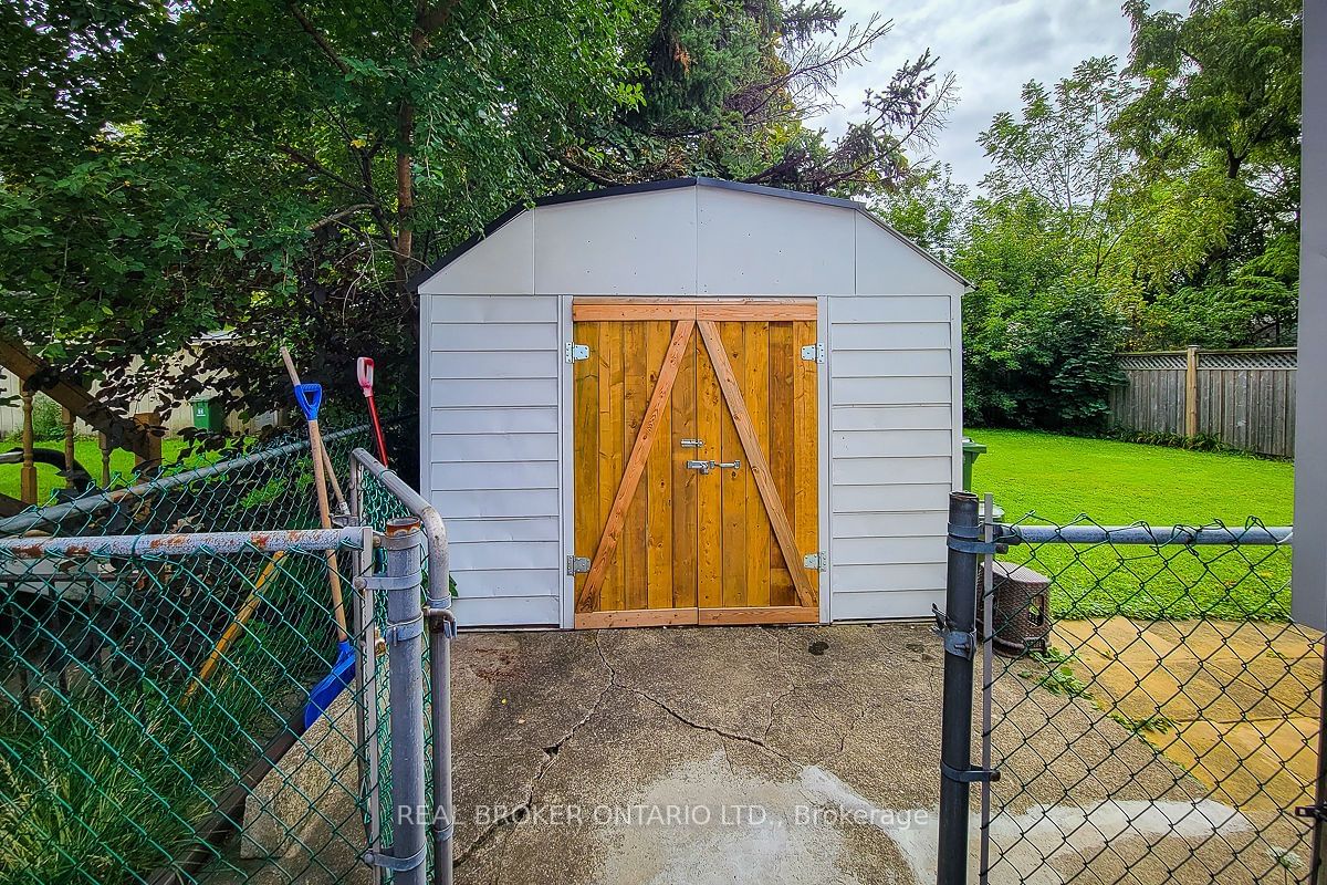 Listing Image 32