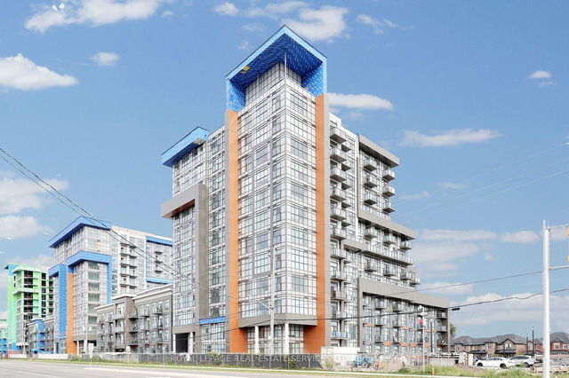 905 - 450 Dundas Street