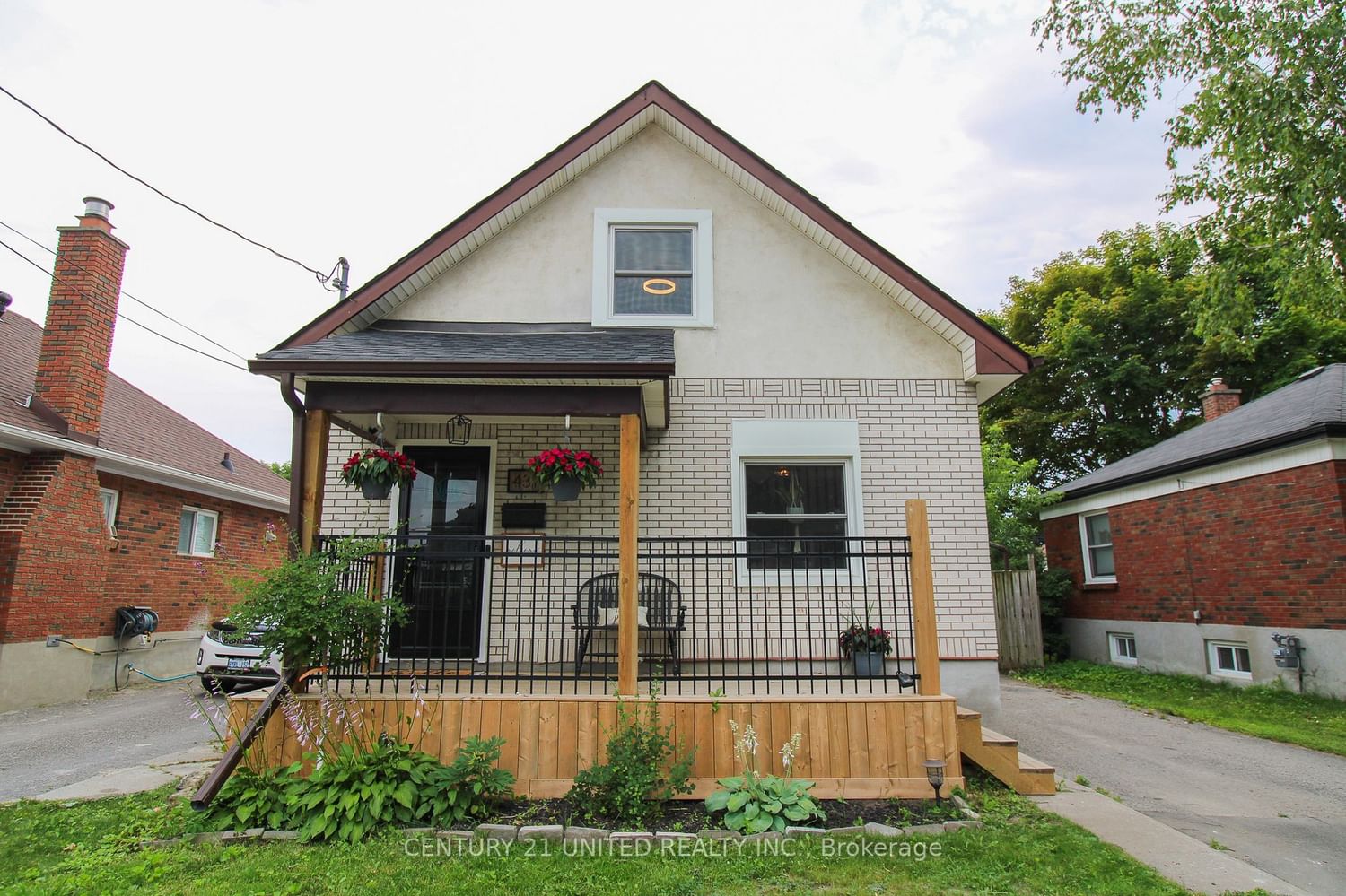 Listing photo 3