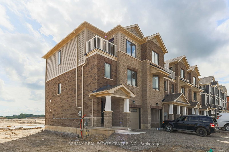 19 Baskett St, Brantford, N3T 0W4 | Image 2