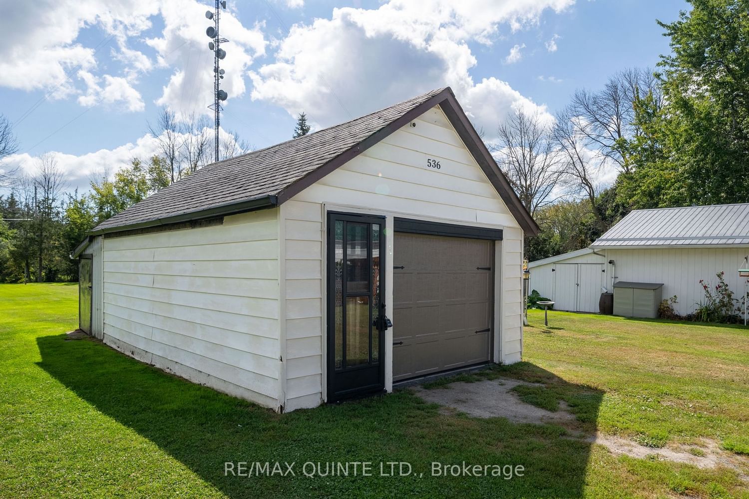 Listing Image 28